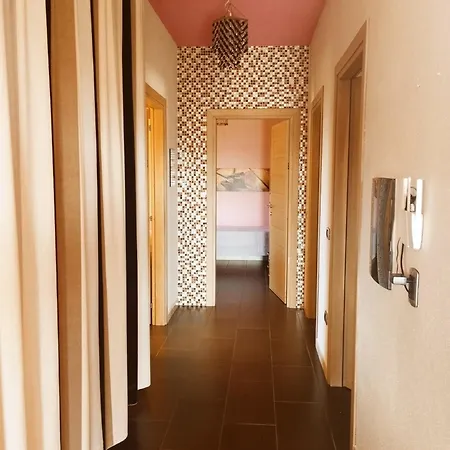 Lolotha * 拉卡勒塔