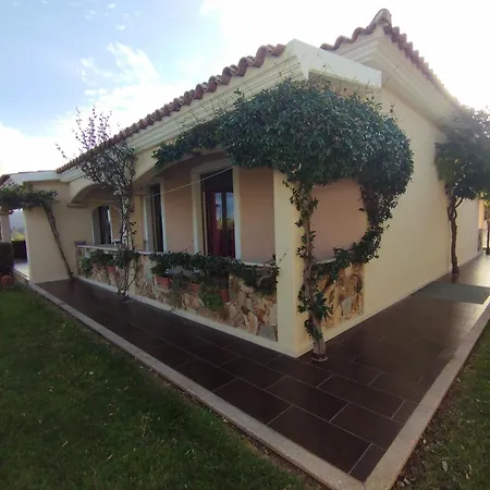 Lolotha 拉卡勒塔